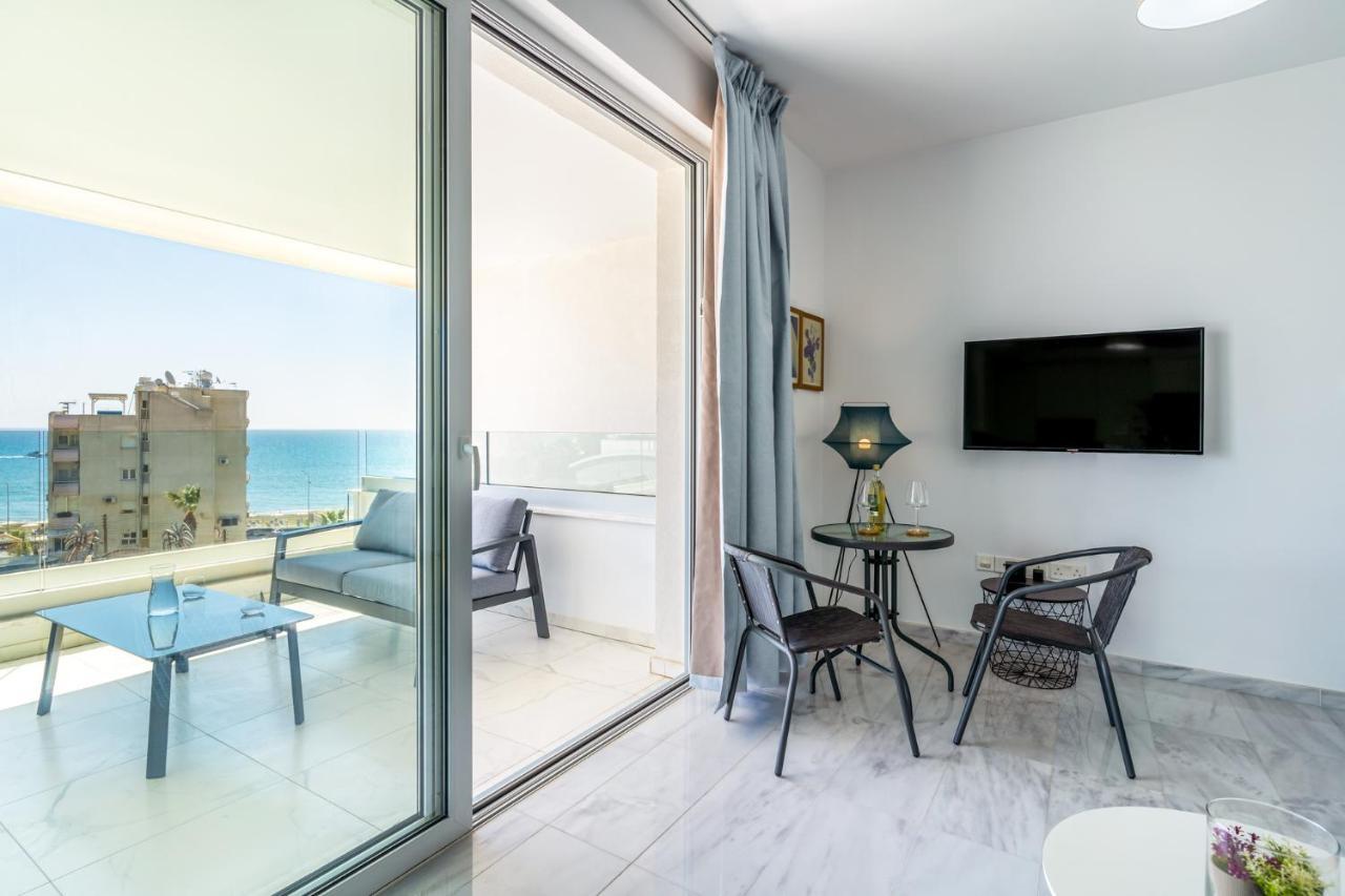 Oyster 1-Br Apt In Larnaca Exterior photo