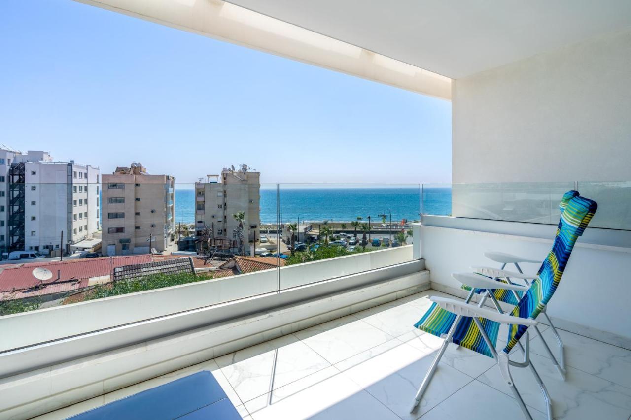 Oyster 1-Br Apt In Larnaca Exterior photo